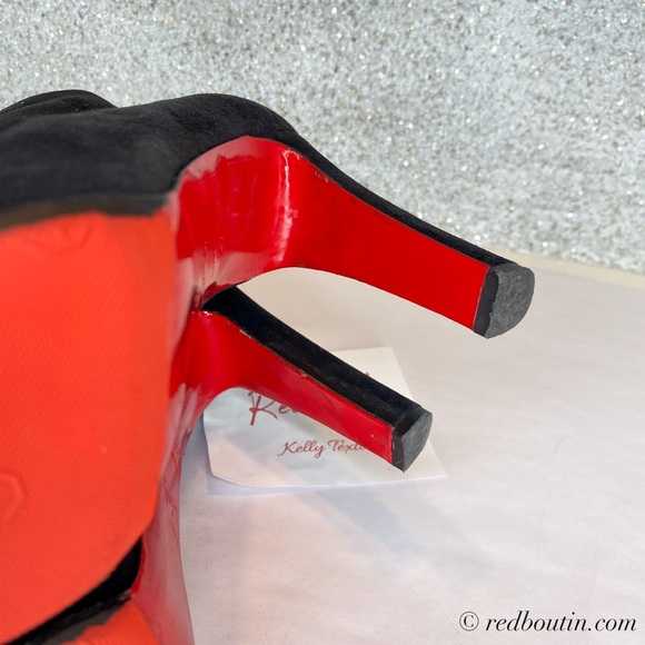 ♥️SOLD Louboutin Vicky Black Suede Ankle Boots - Picture 7 of 8